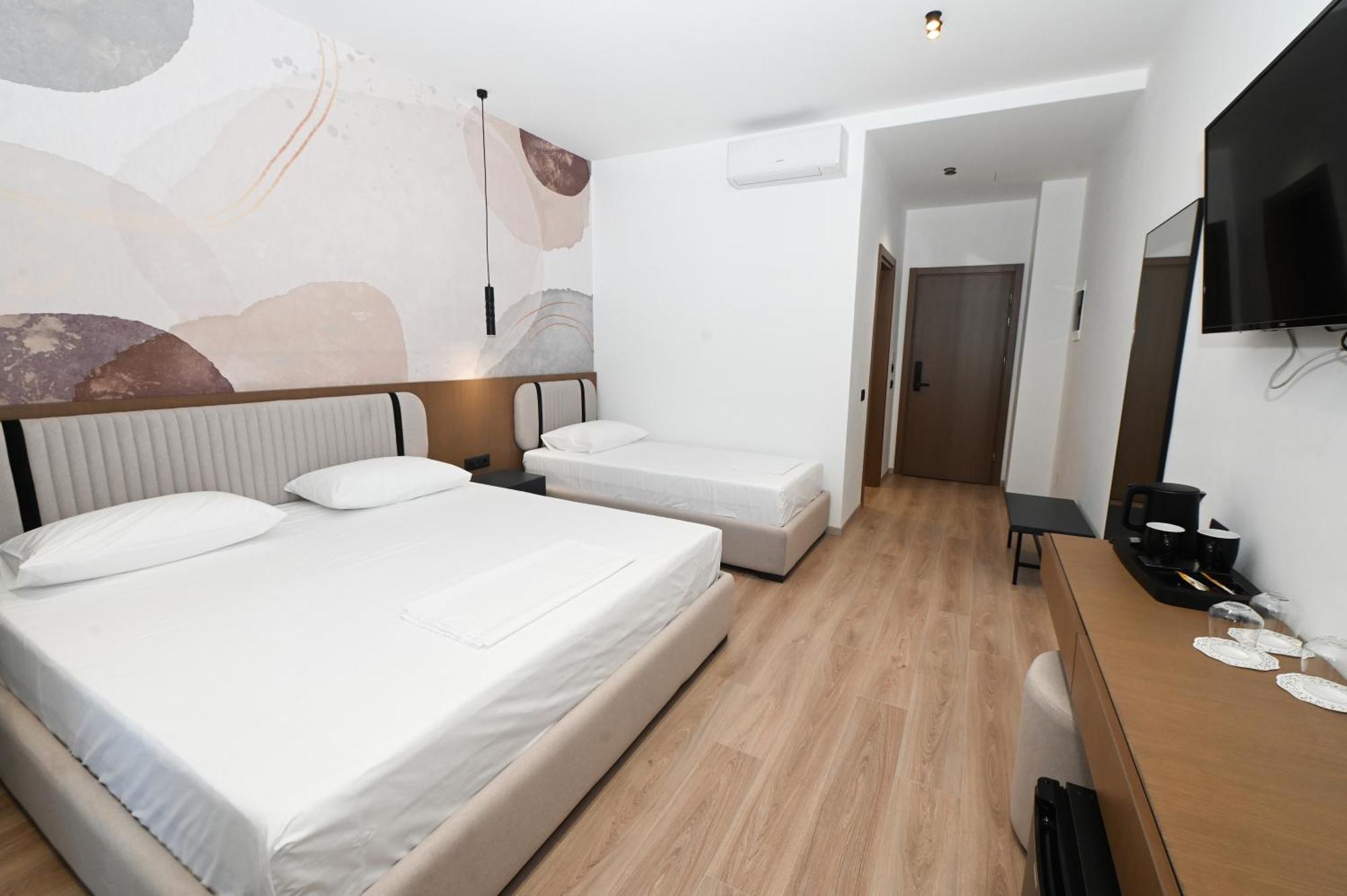 Monun Hotel Ksamil Exteriér fotografie